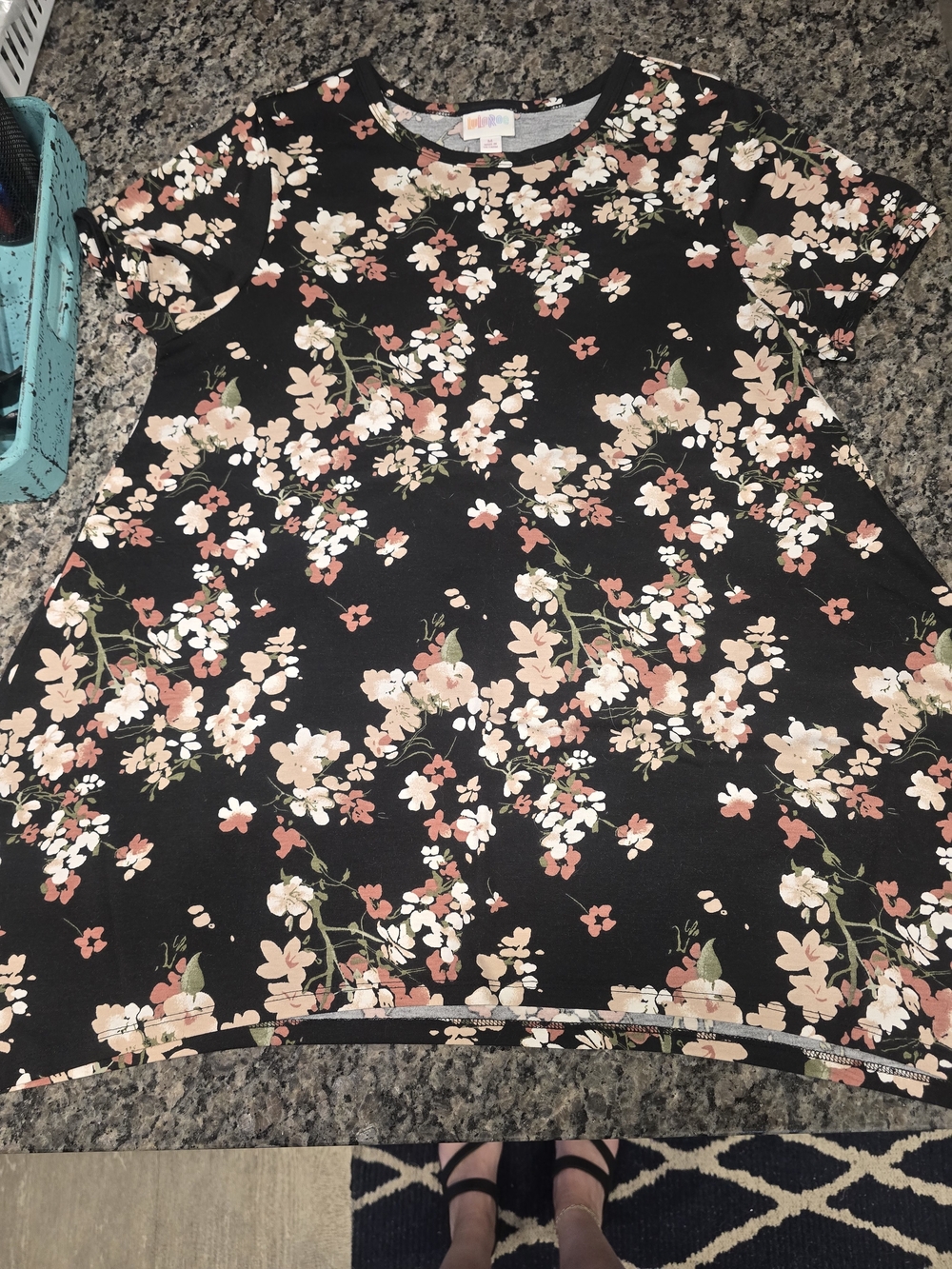 LuLaRoe Black Floral Short Sleeve Top with Pink & Cream Blossoms